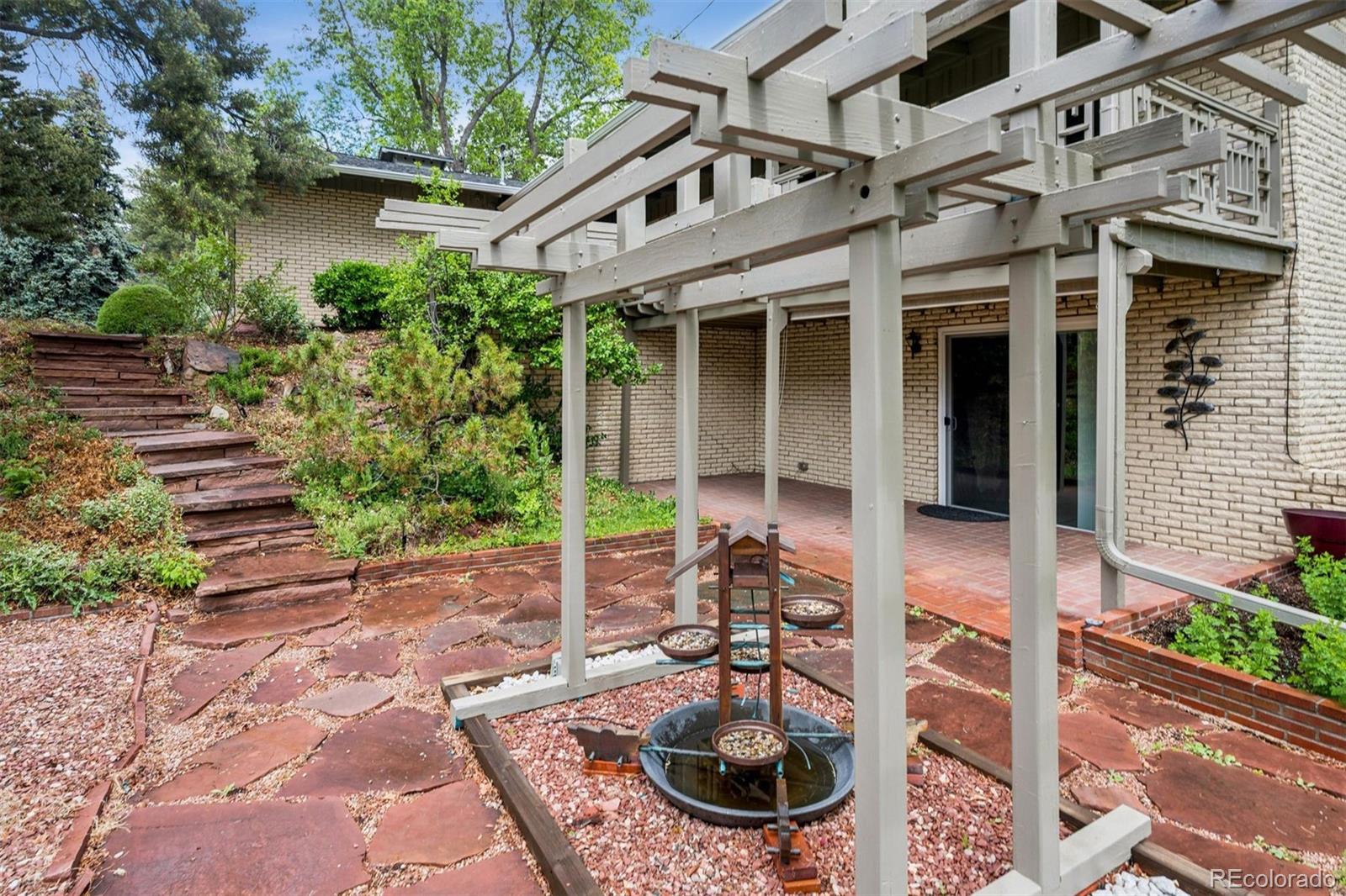 2195 Union Drive