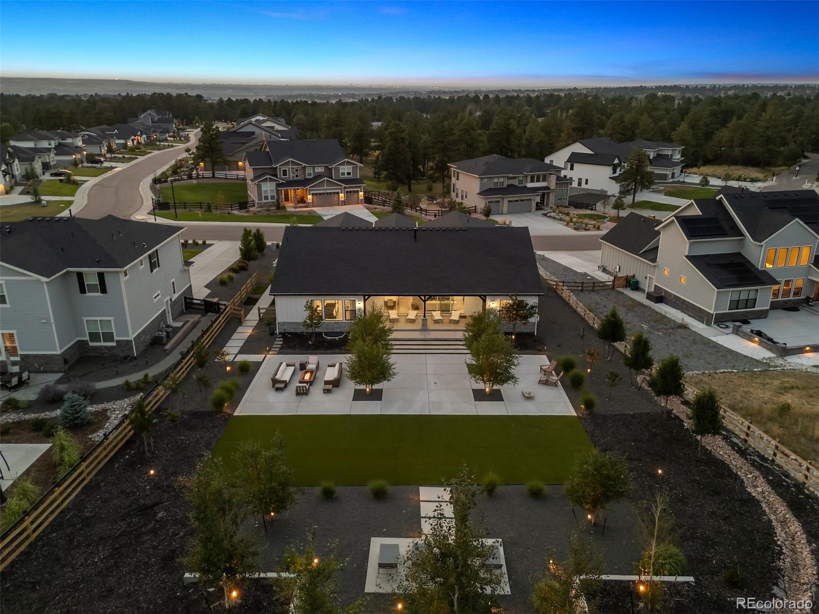 9676 Elizabeth Street