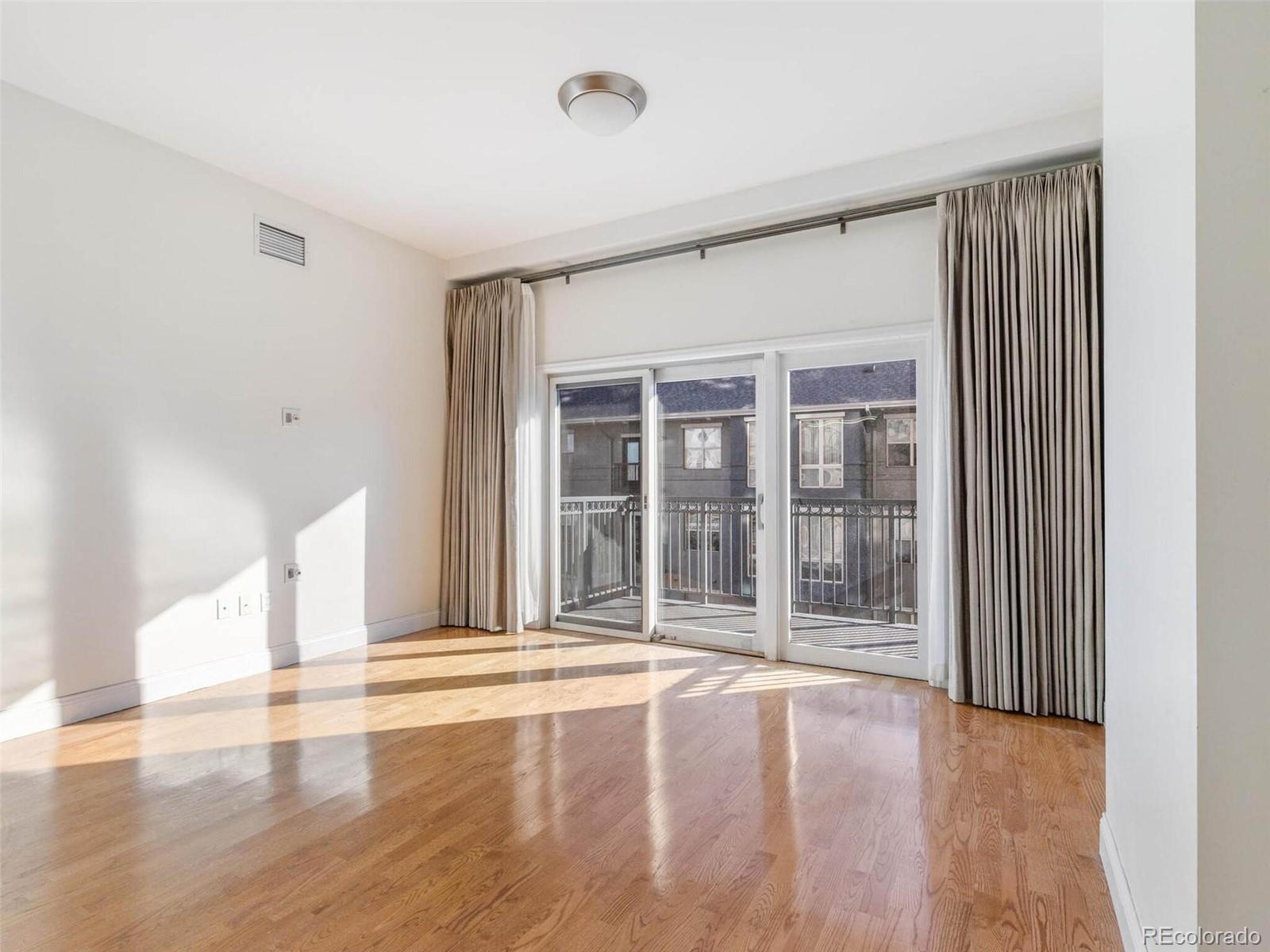 1950 N Logan Street Unit: 406