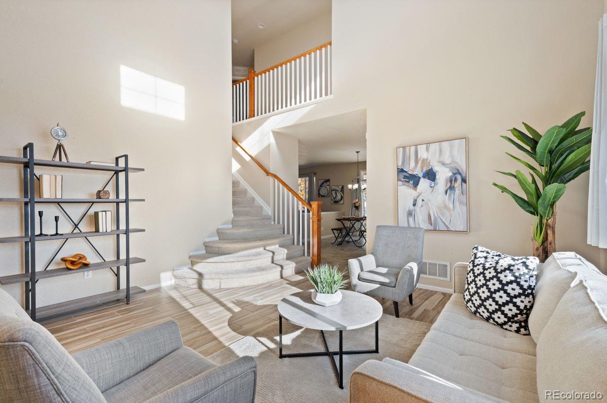 7036 S Gun Club Court