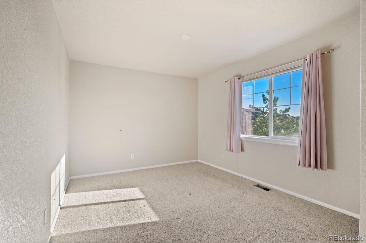 7036 S Gun Club Court