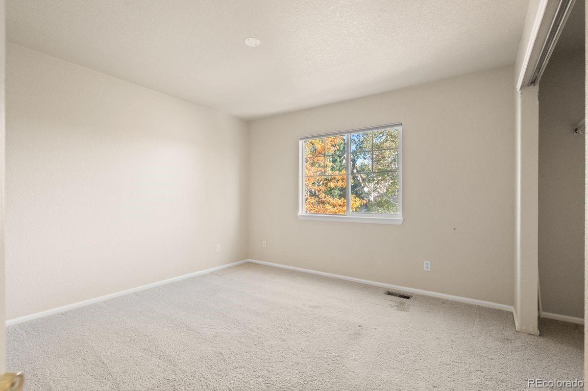 7036 S Gun Club Court