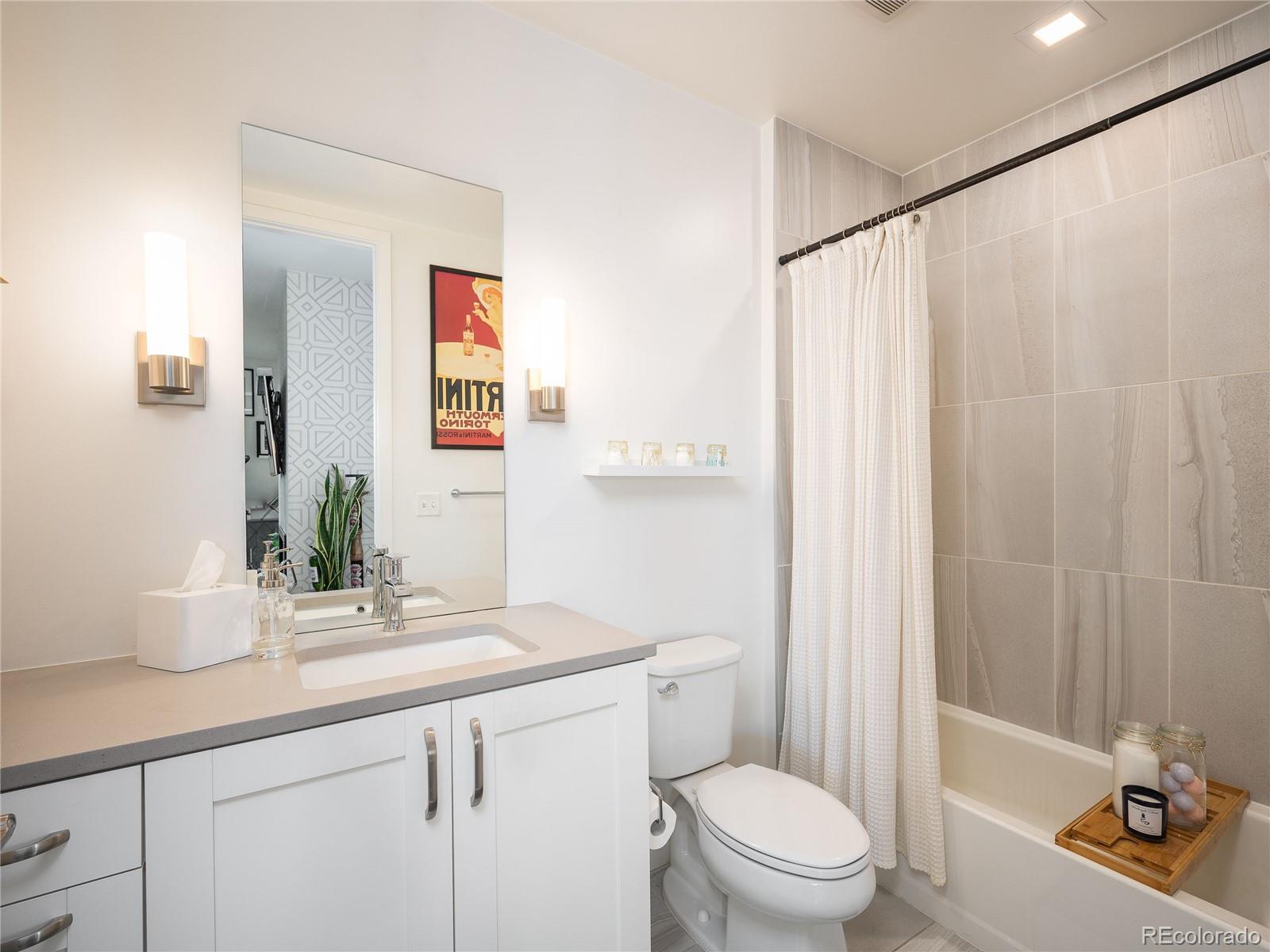 1735 Central Street Unit: 312