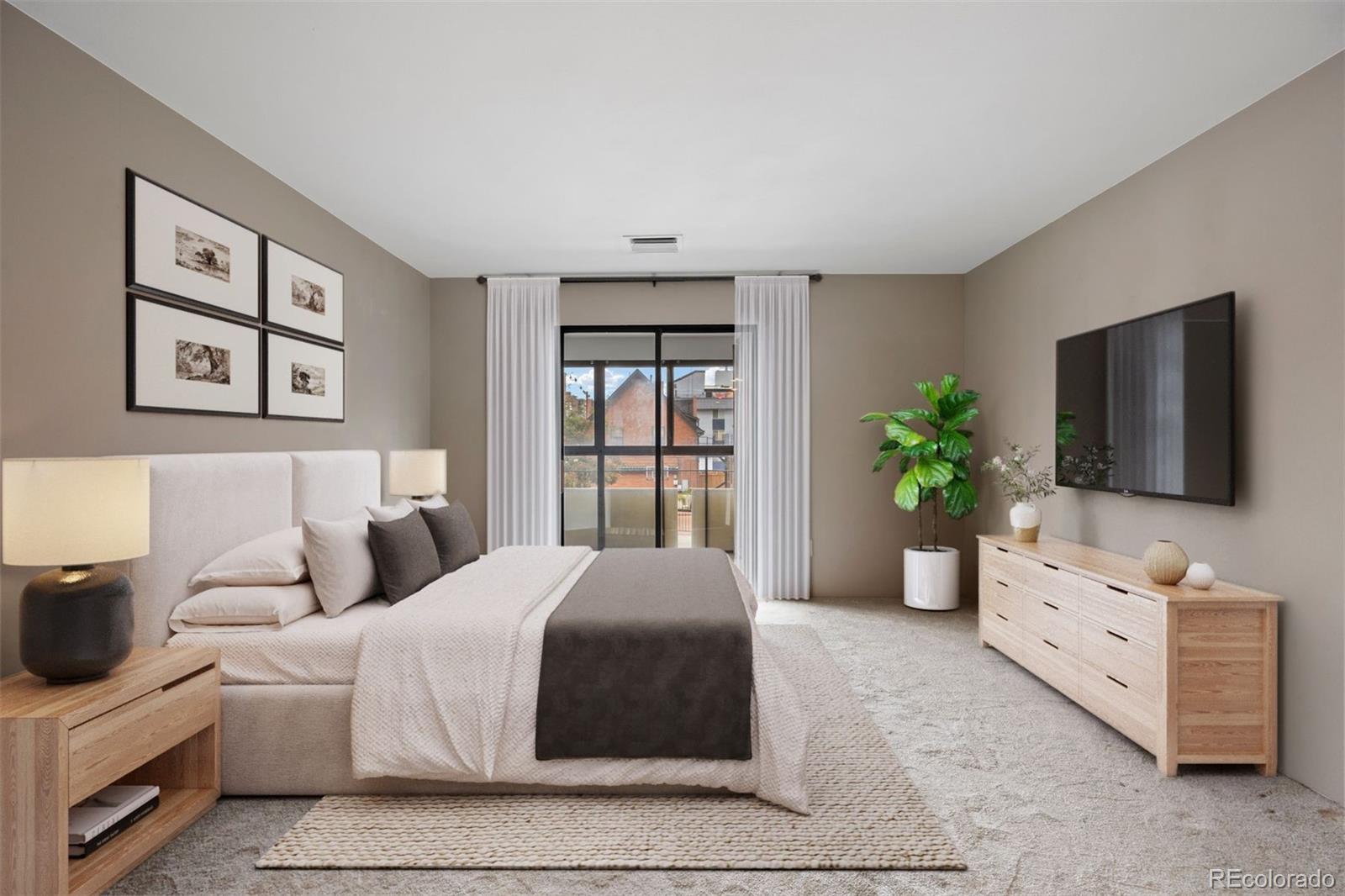 800 N Pearl Street Unit: 206