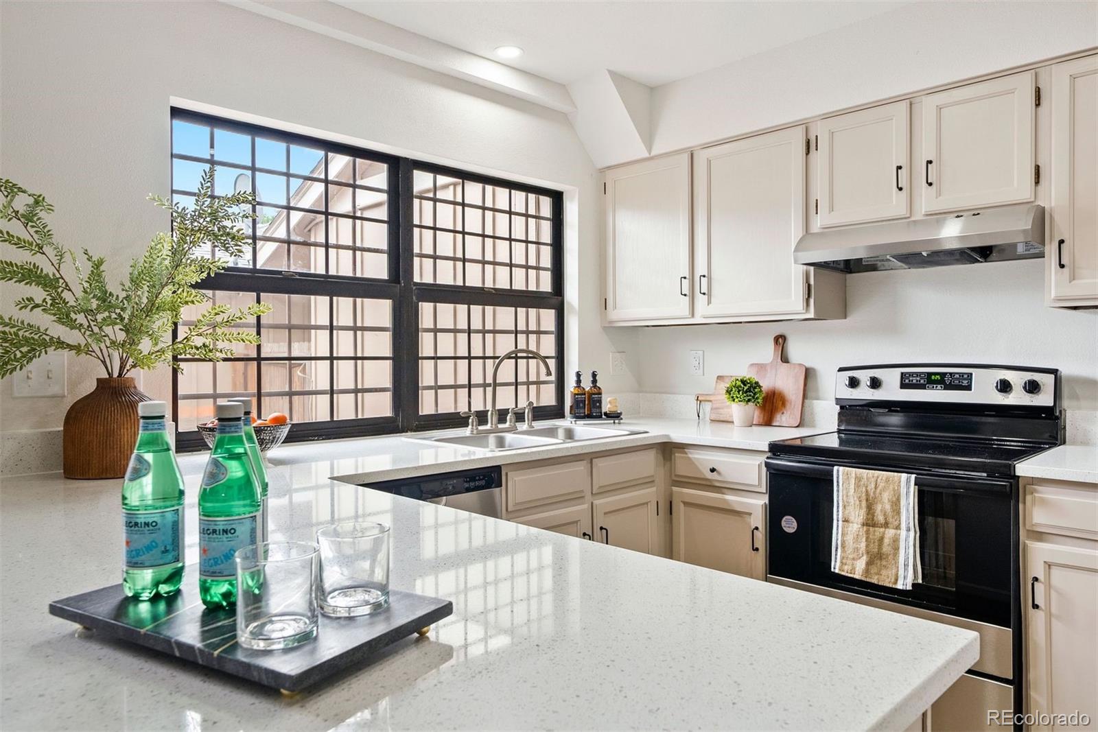 10310 E Jewell Avenue Unit: 57