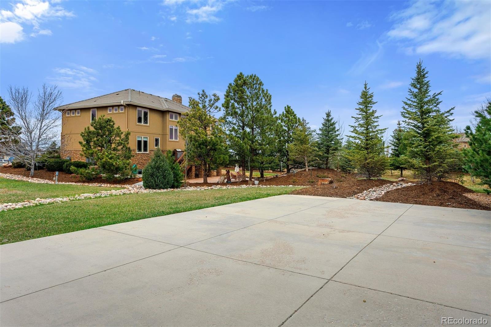 6708 Tremolite Court