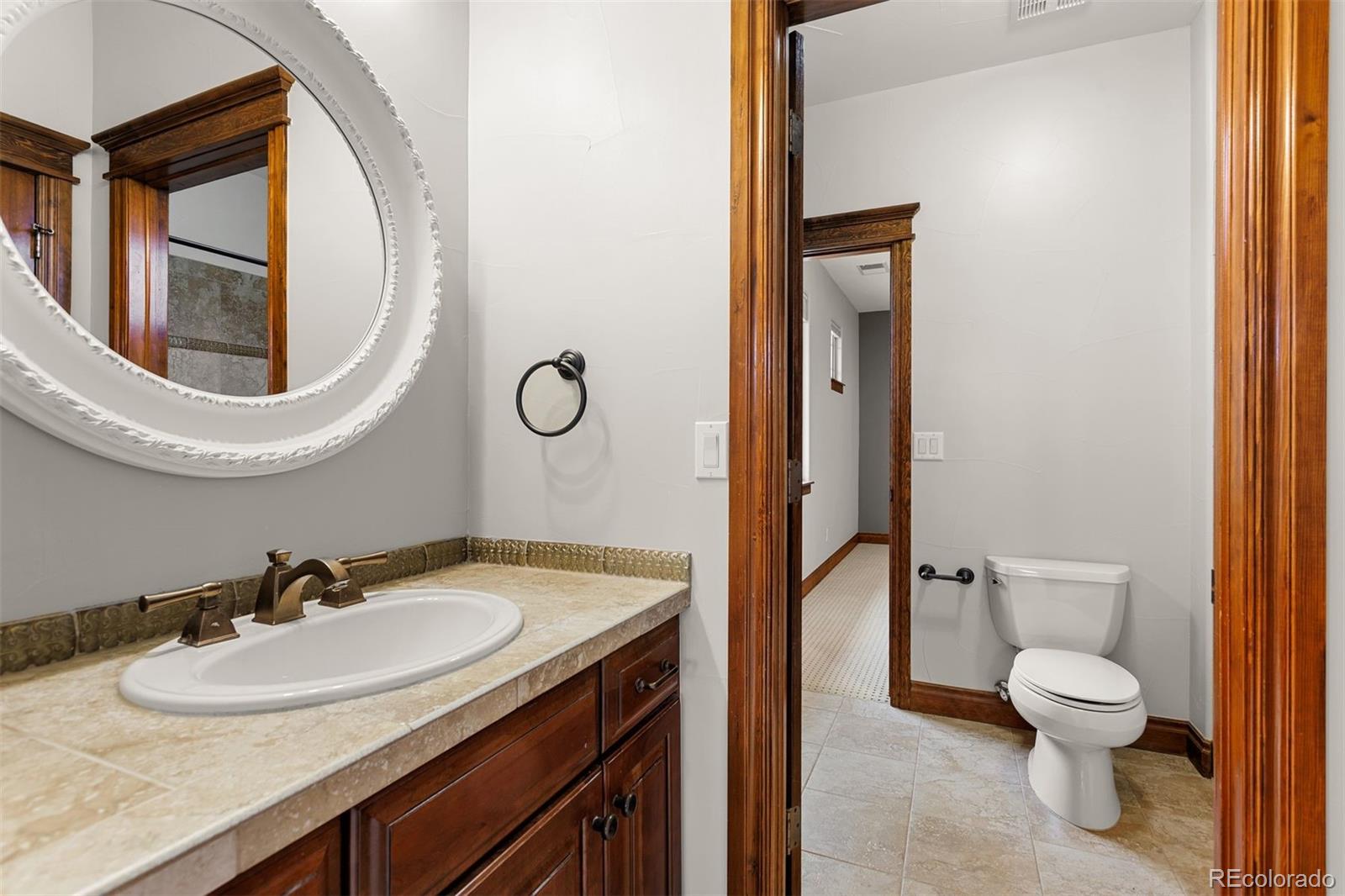 6708 Tremolite Court