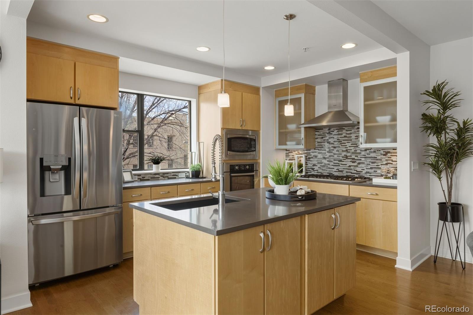 360 S Lafayette Street Unit: 301