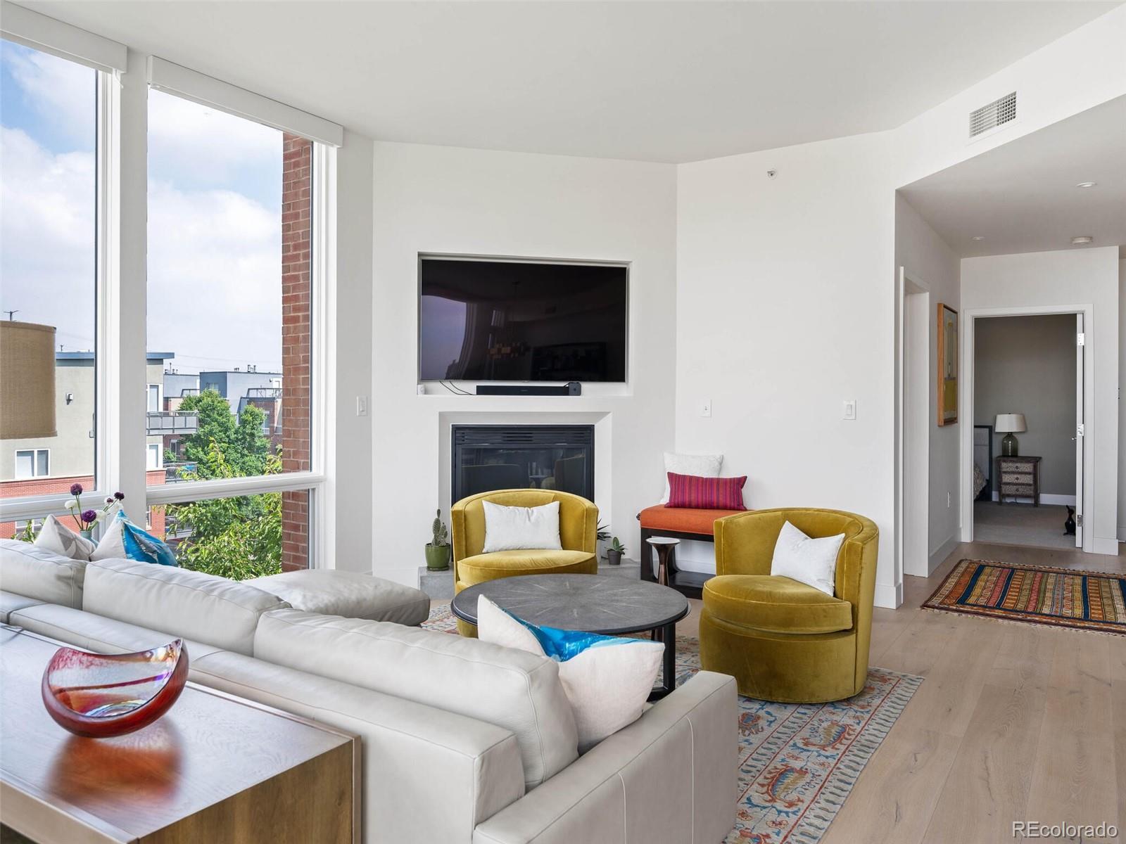 1401 Delgany Street Unit: 404