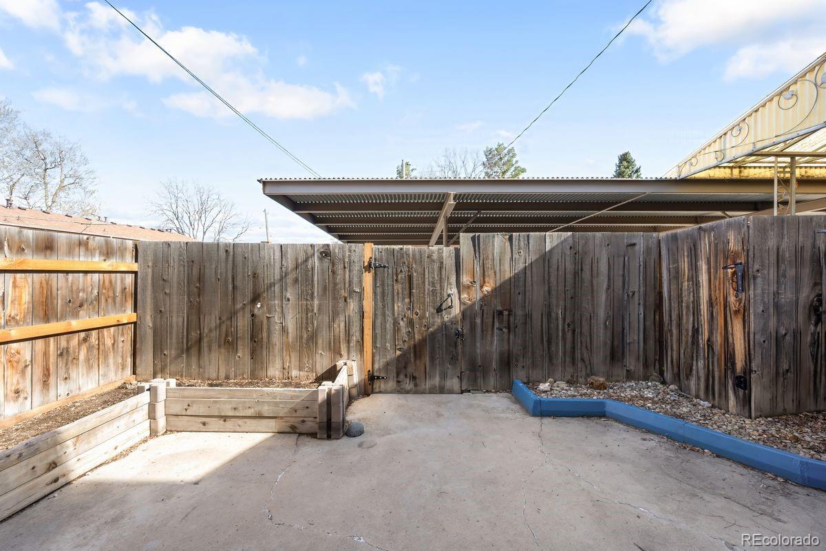 12648 W Virginia Avenue