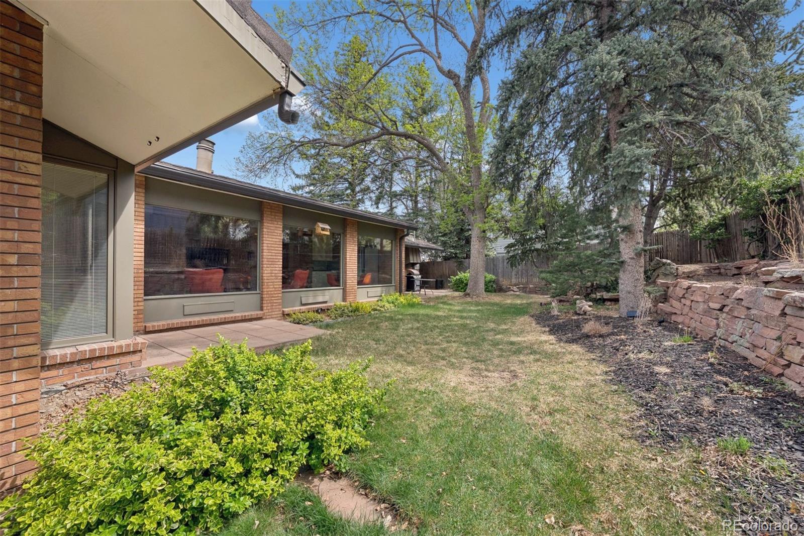 12032 W 27th Drive