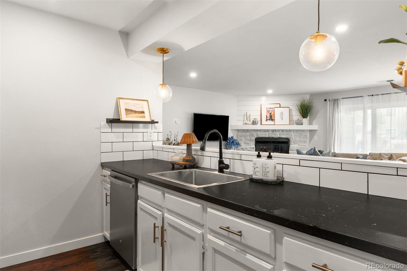 3600 S Pierce Street Unit: 2-102