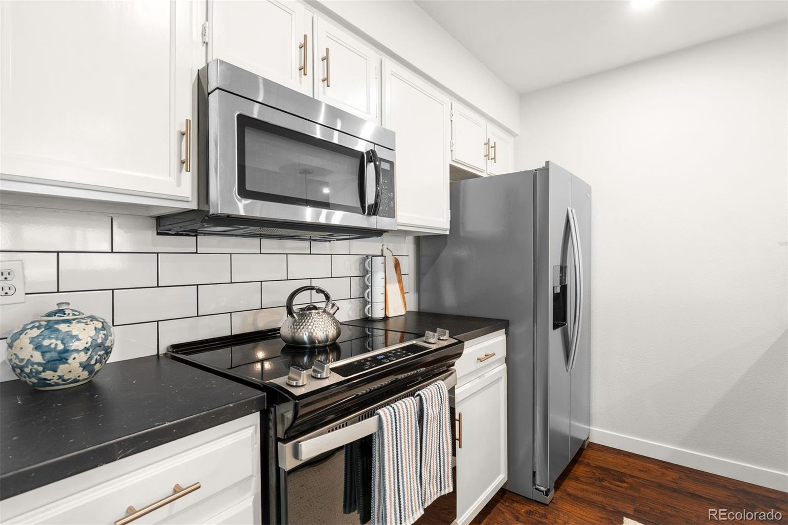 3600 S Pierce Street Unit: 2-102