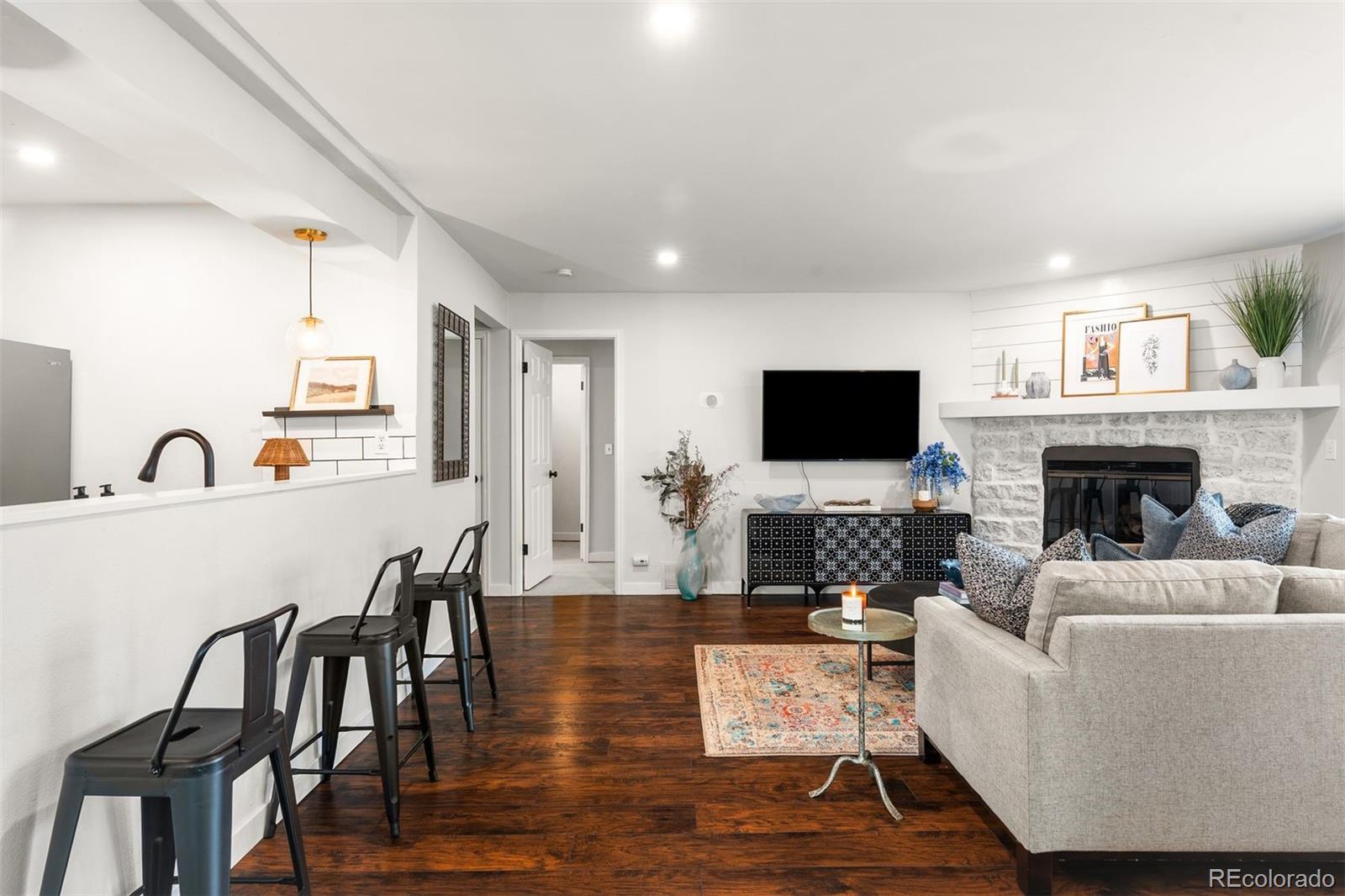 3600 S Pierce Street Unit: 2-102