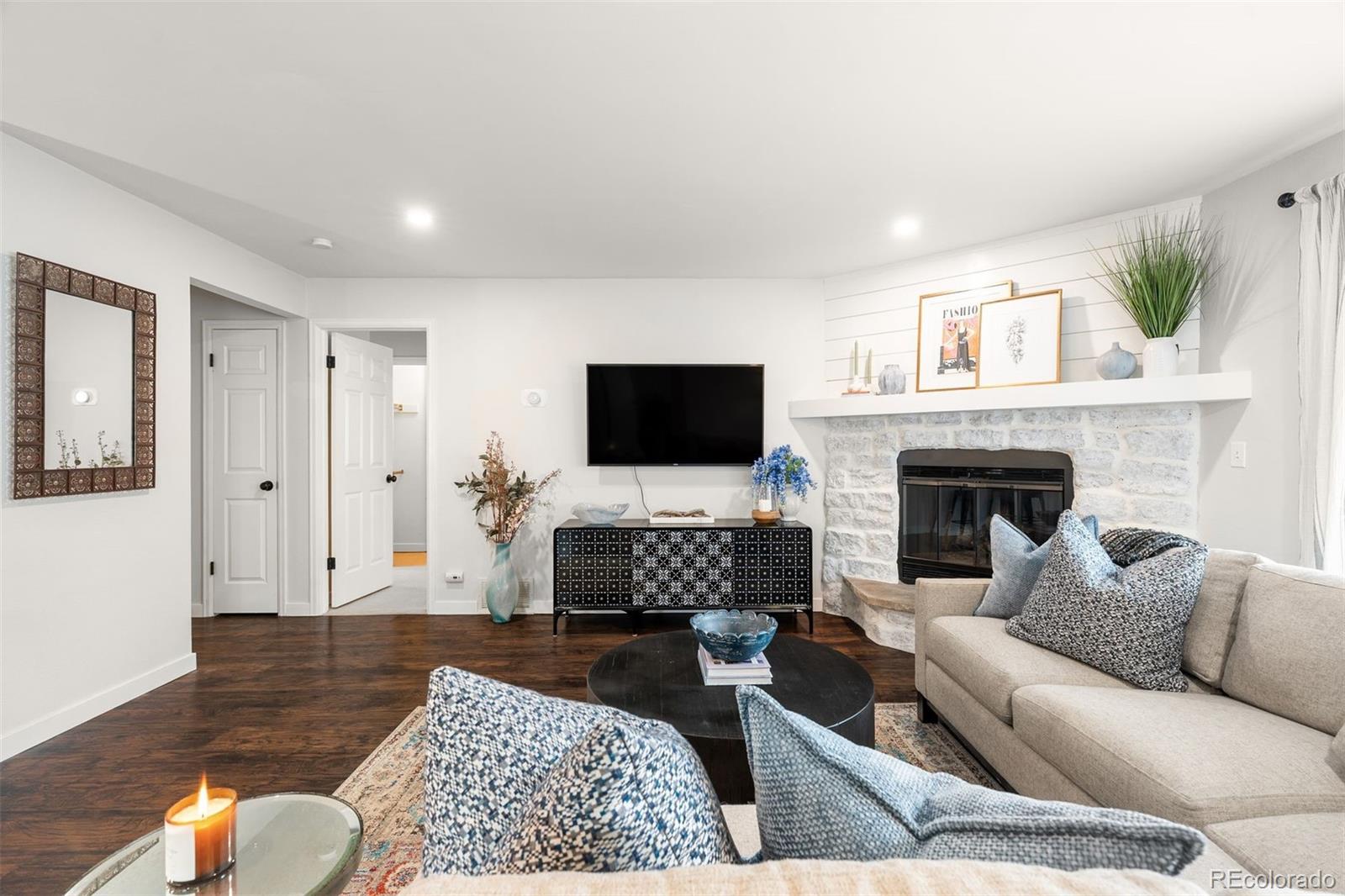 3600 S Pierce Street Unit: 2-102