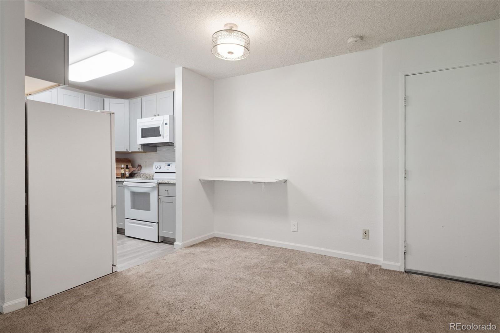 860 W Moorhead Circle Unit: 2H