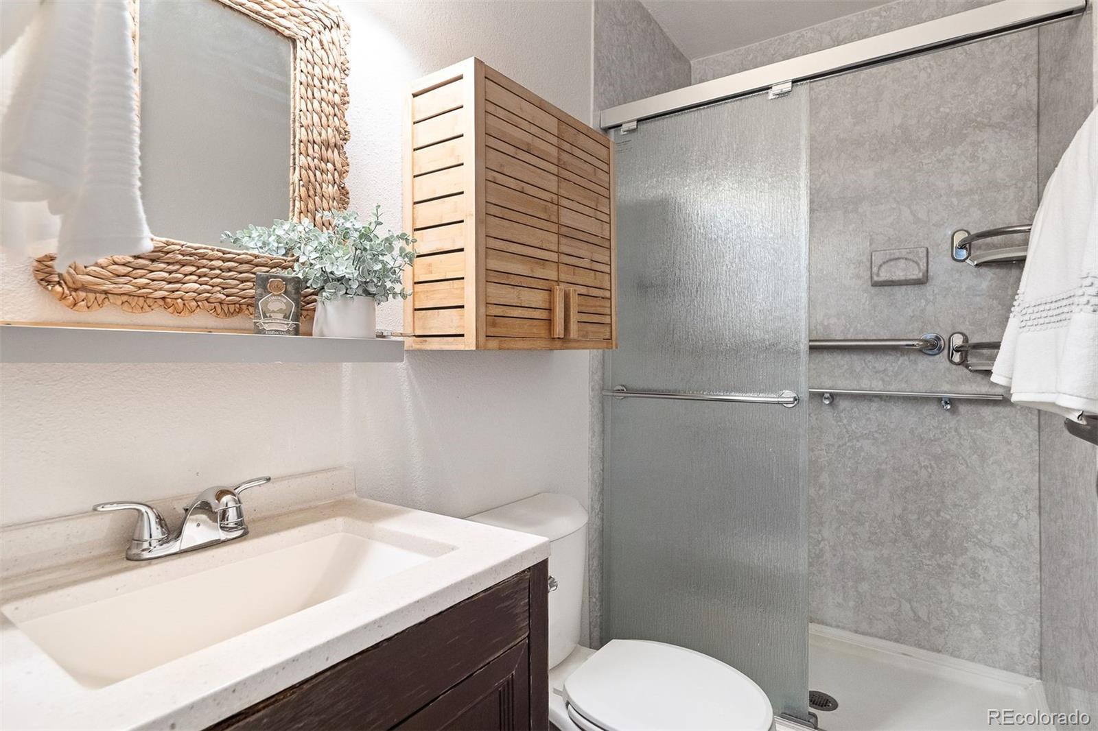 860 W Moorhead Circle Unit: 2H