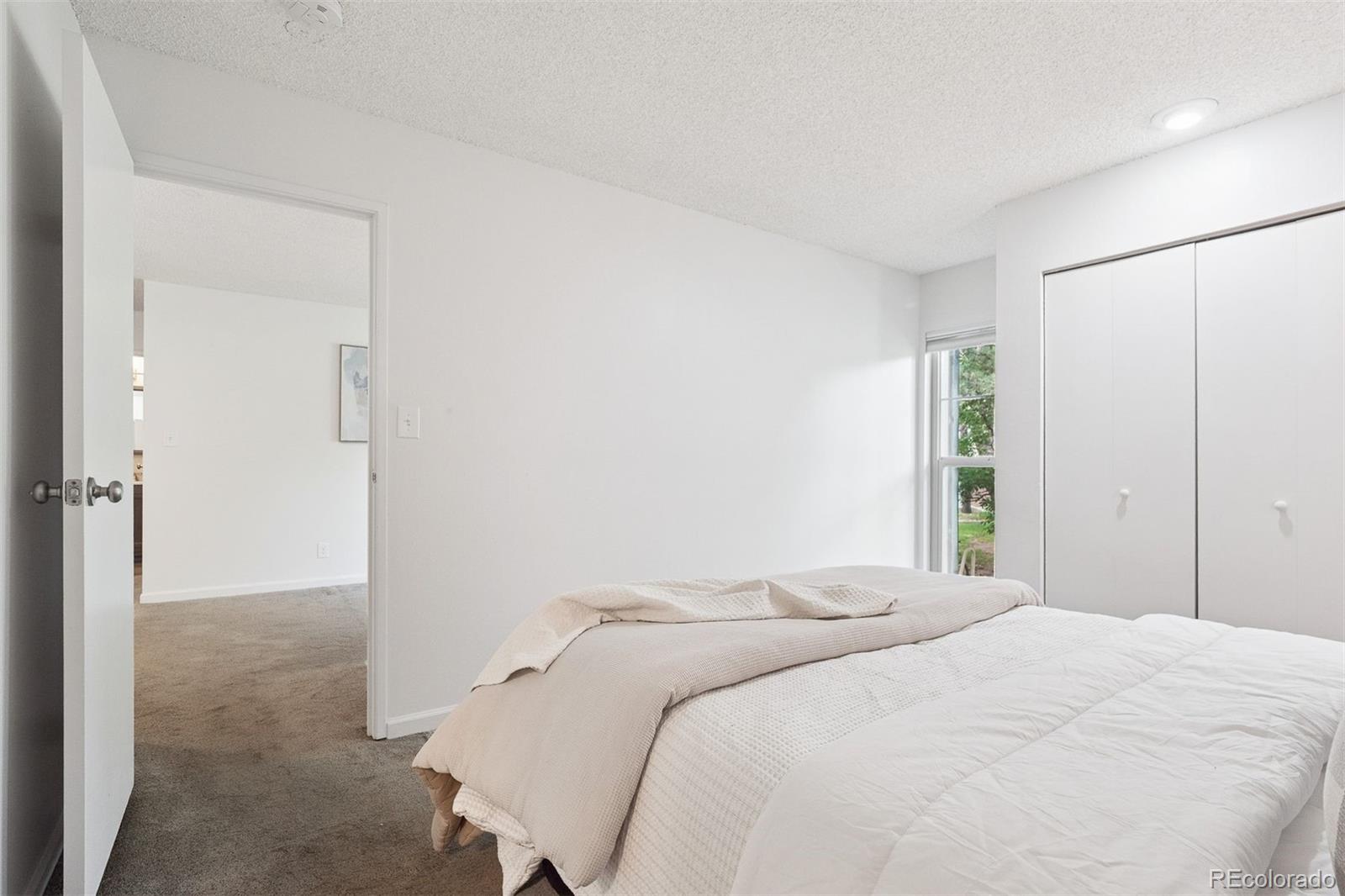 860 W Moorhead Circle Unit: 2H