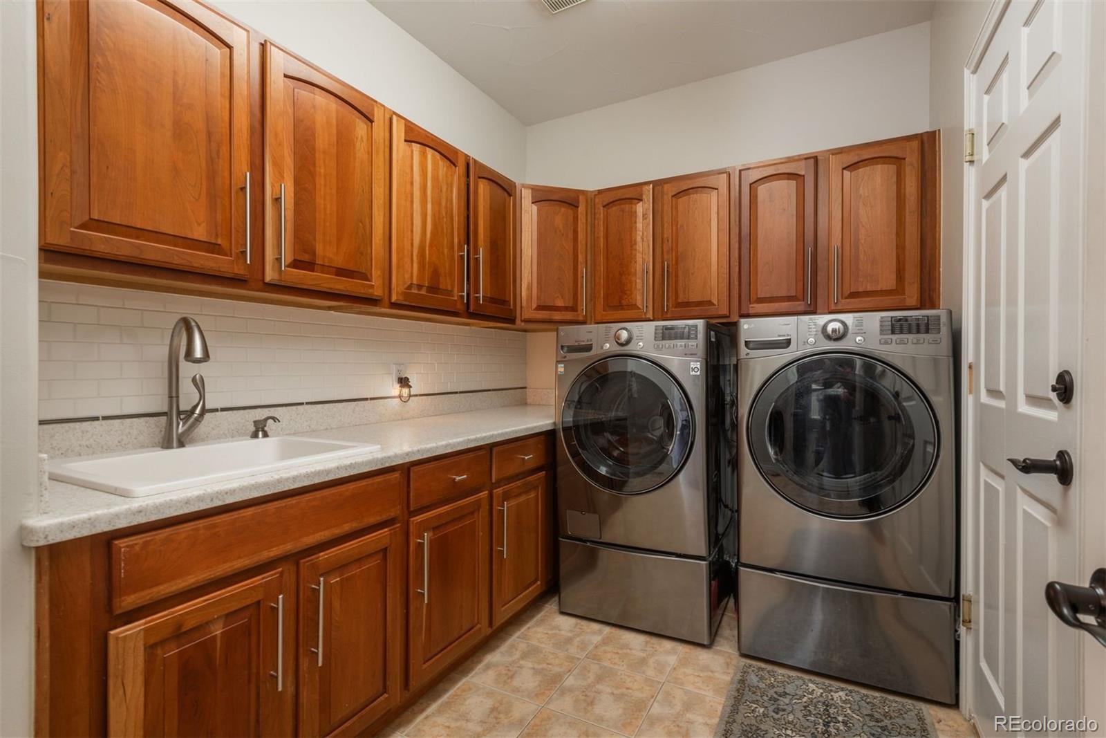 6850 Vista Lodge Loop