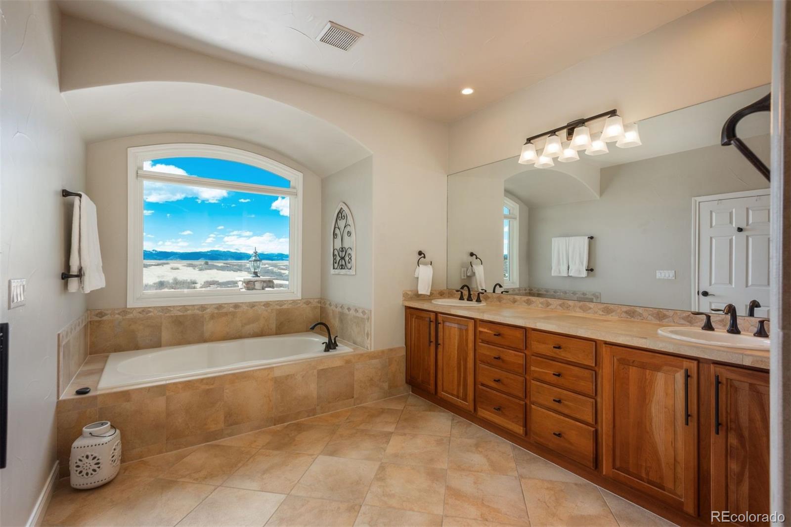 6850 Vista Lodge Loop