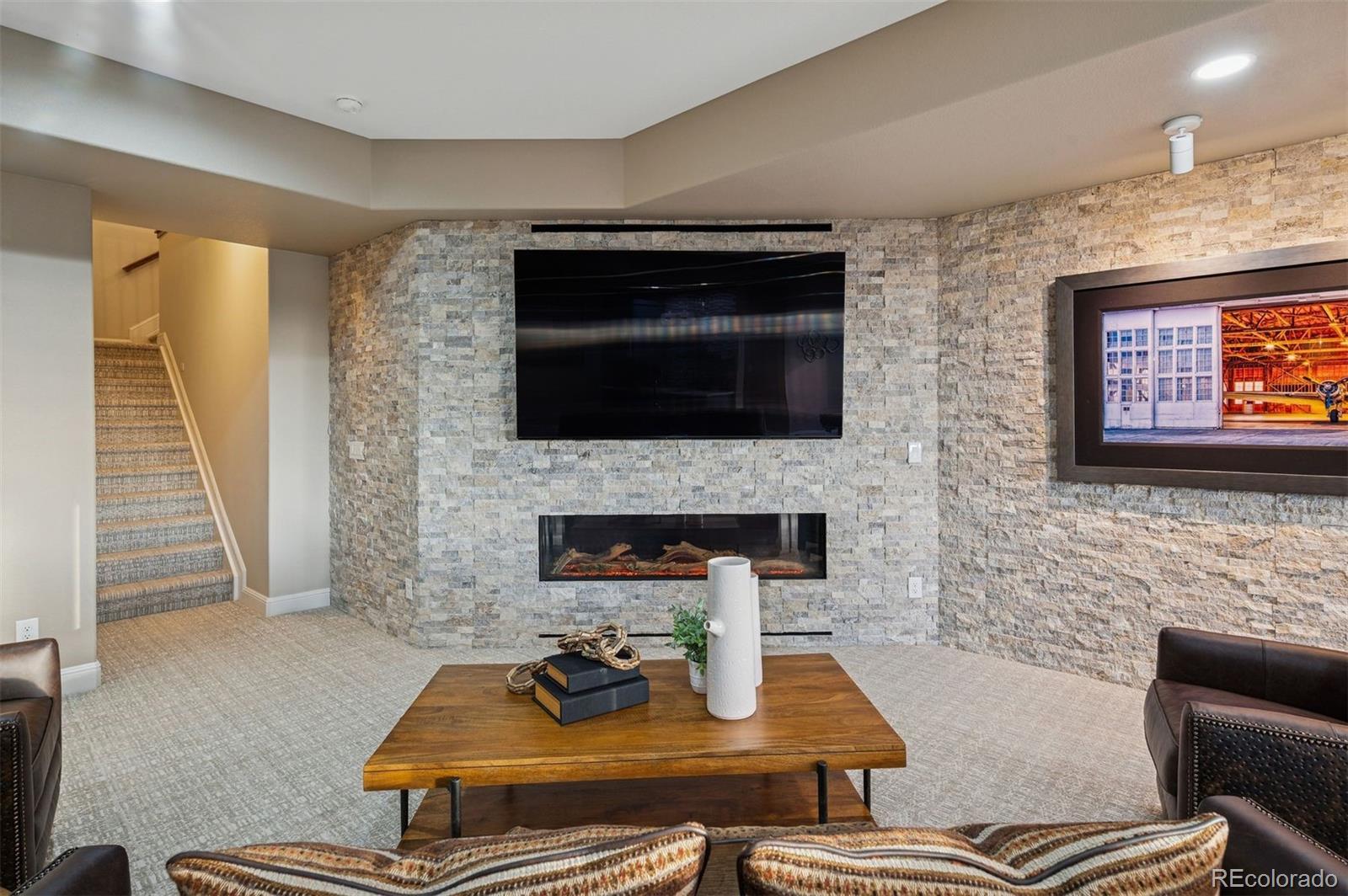 8363 S Winnipeg Court