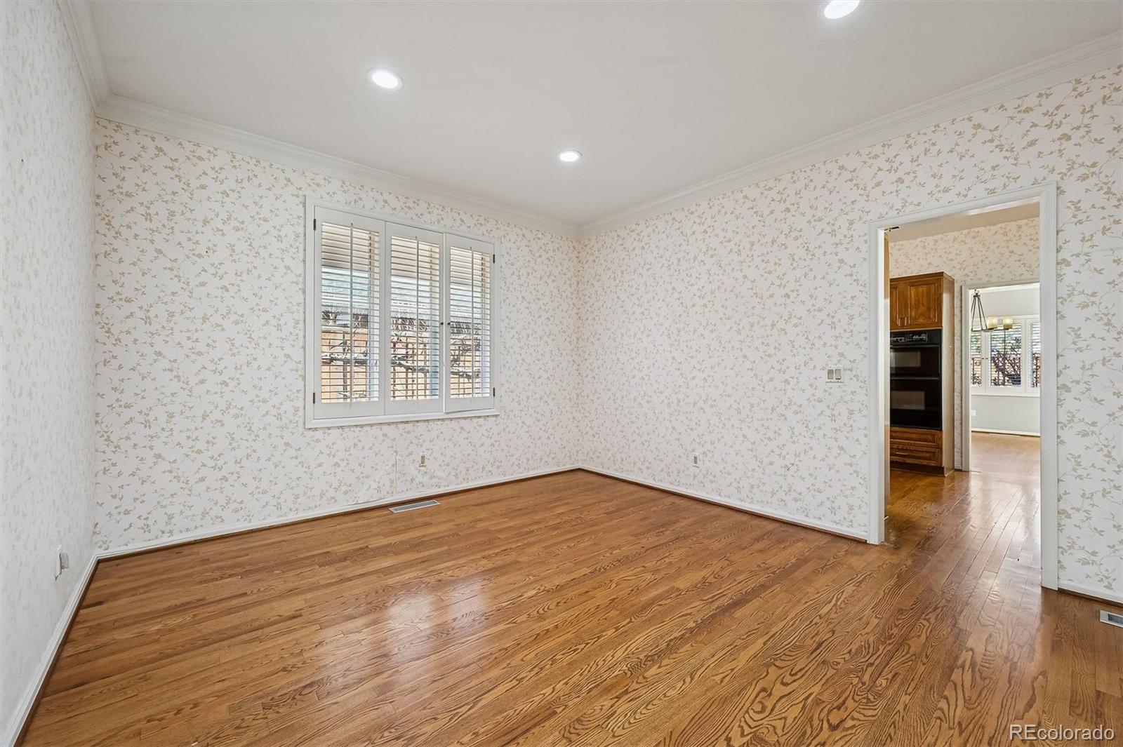 2552 E Alameda Avenue Unit: 96