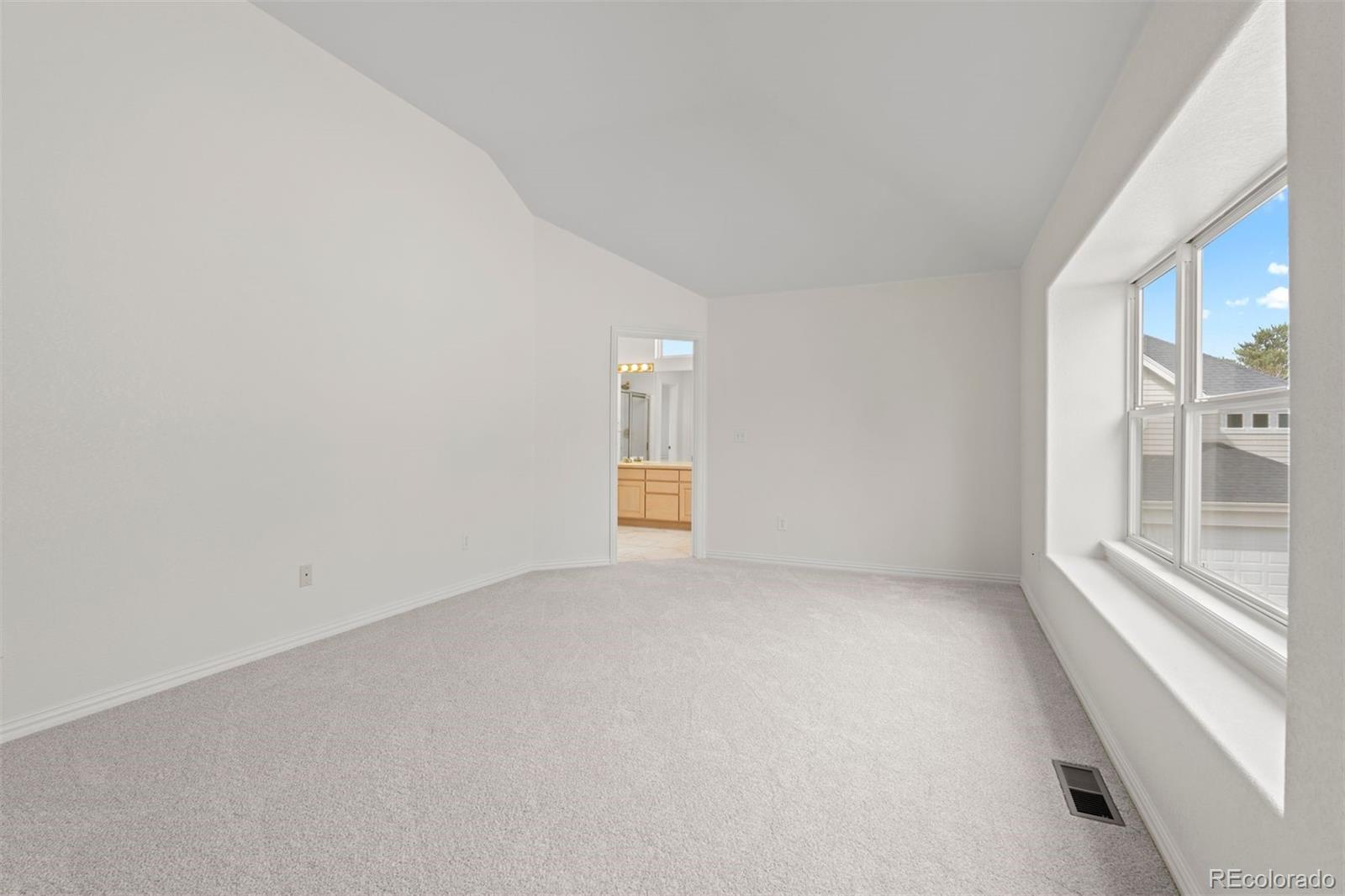 1011 S Valentia Street Unit: 97