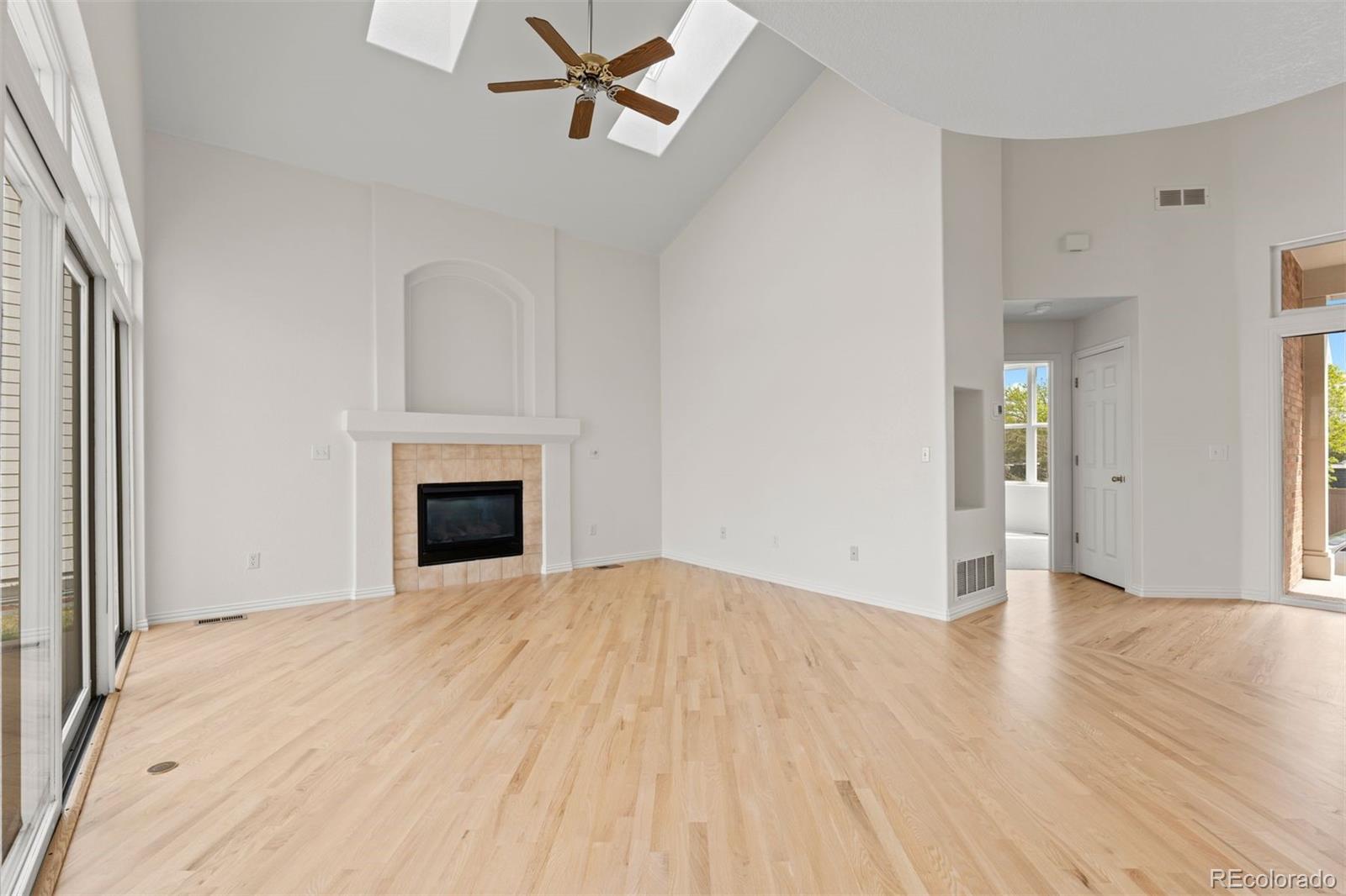 1011 S Valentia Street Unit: 97