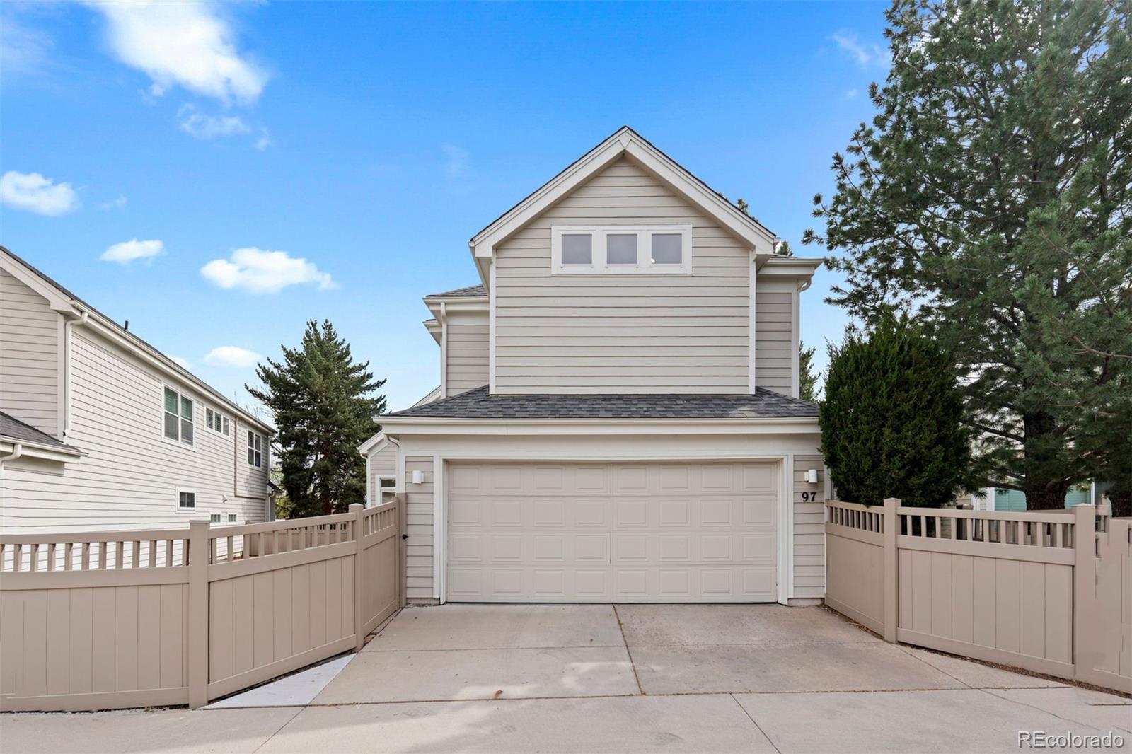1011 S Valentia Street Unit: 97