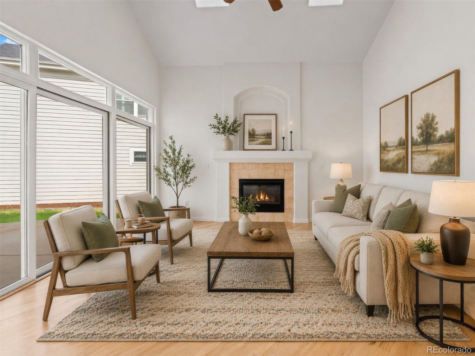 1011 S Valentia Street Unit: 97