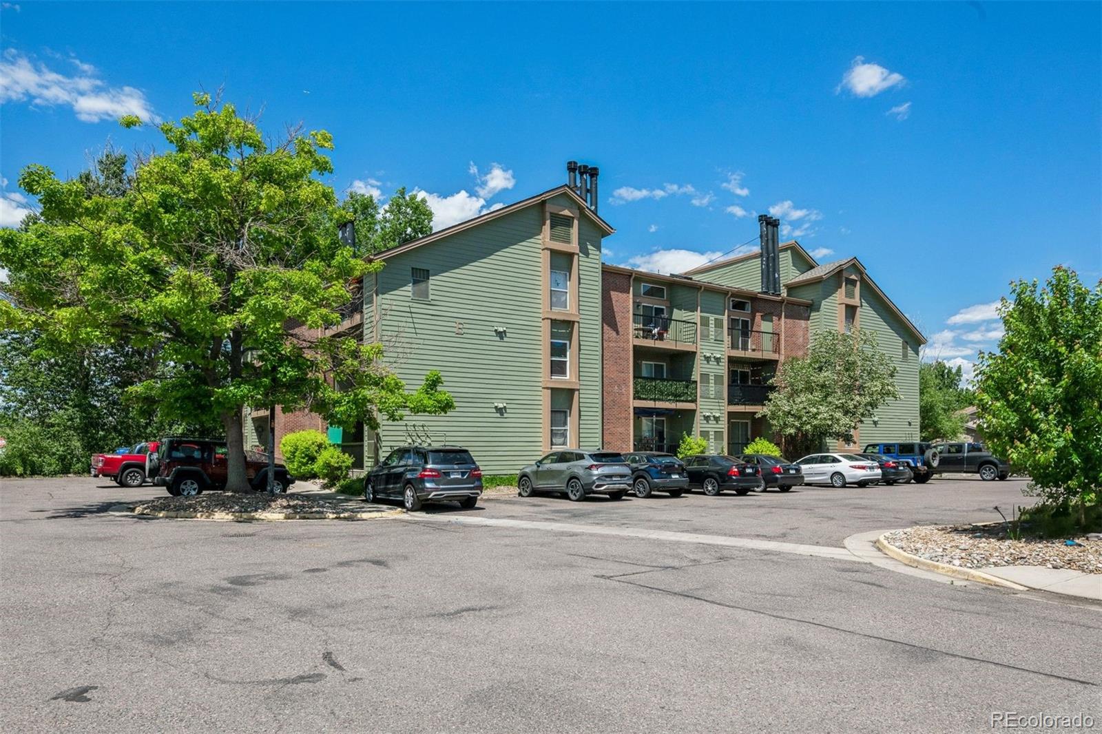 4899 S Dudley Street Unit: 7E