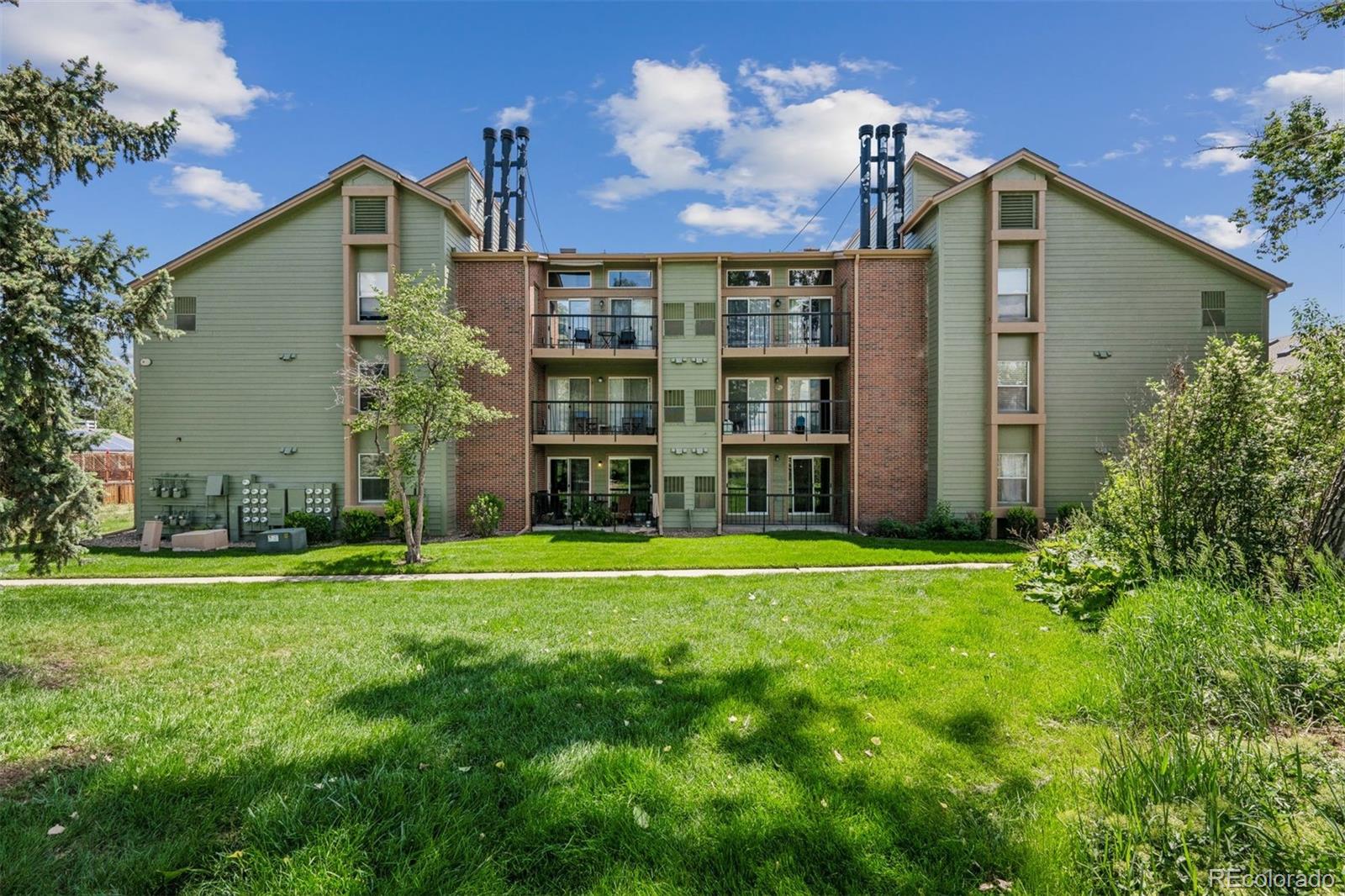 4899 S Dudley Street Unit: 7E