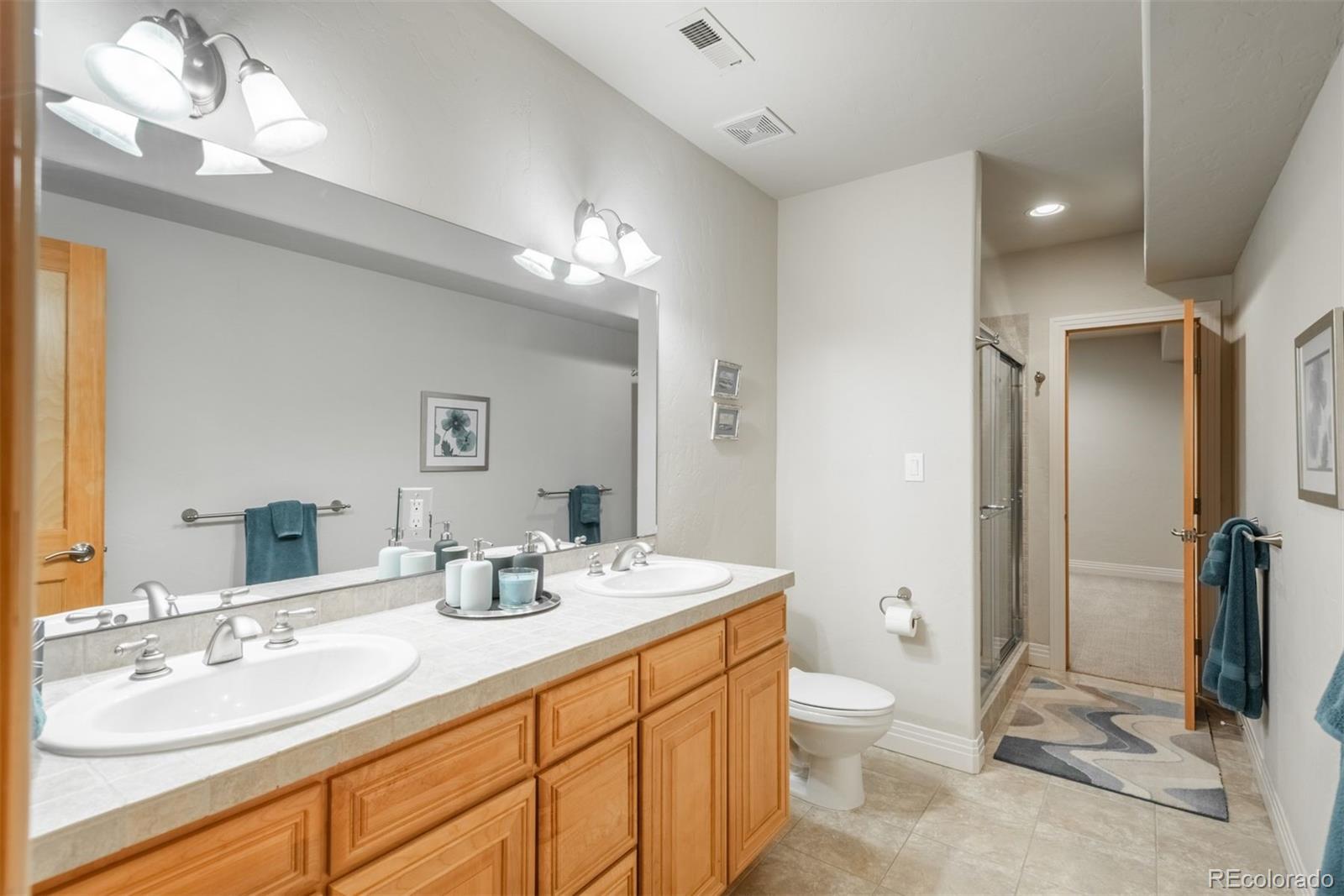 2458 S Josephine Street