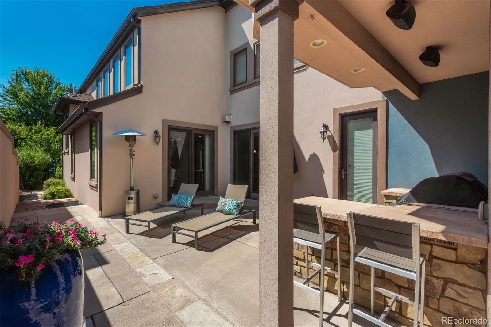 2458 S Josephine Street