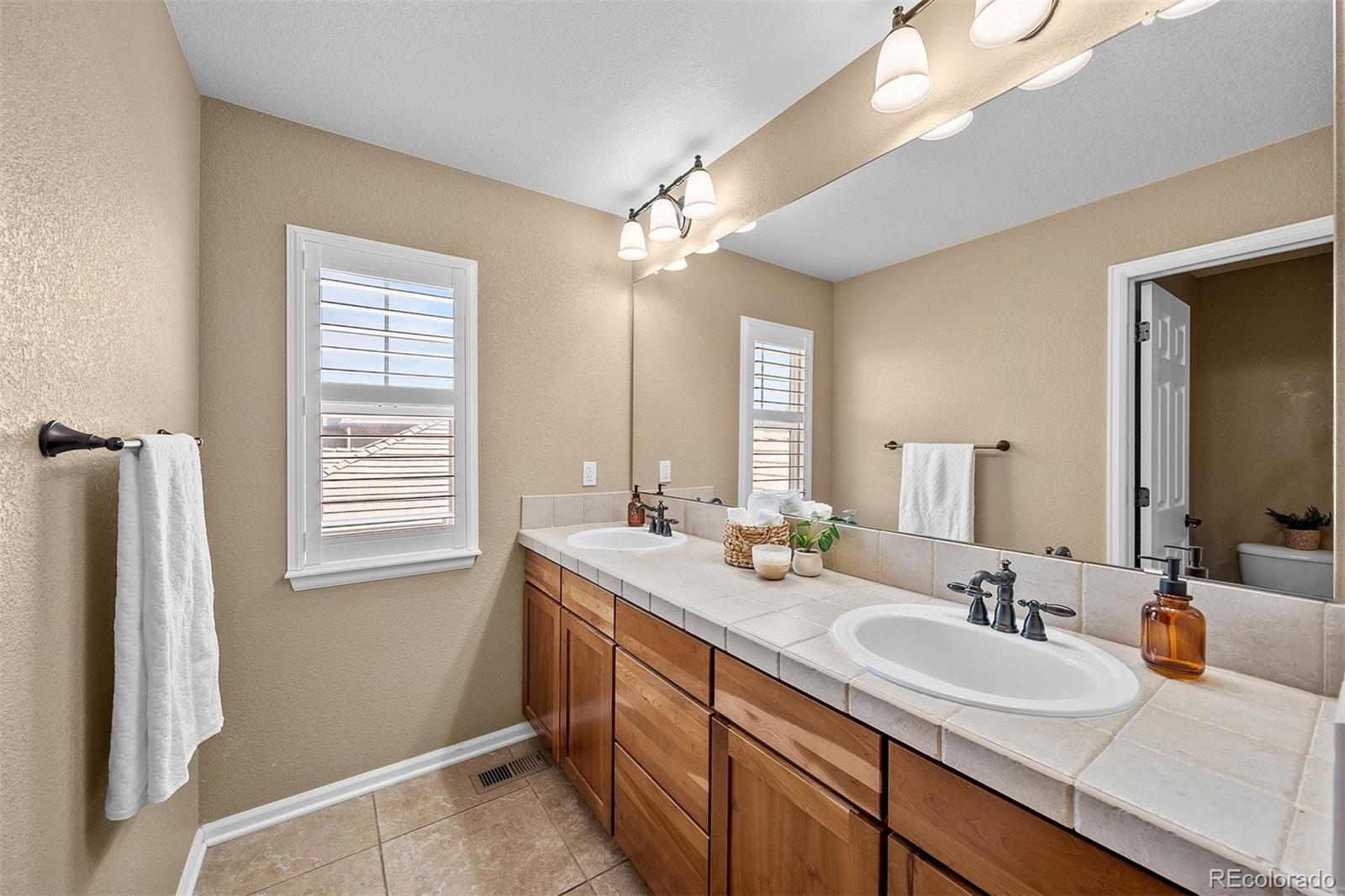 24031 E Hawaii Place