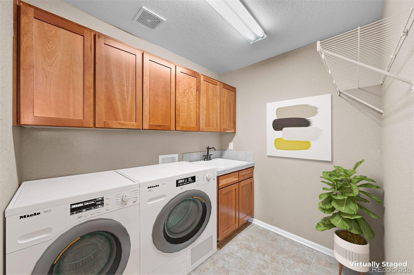 24031 E Hawaii Place