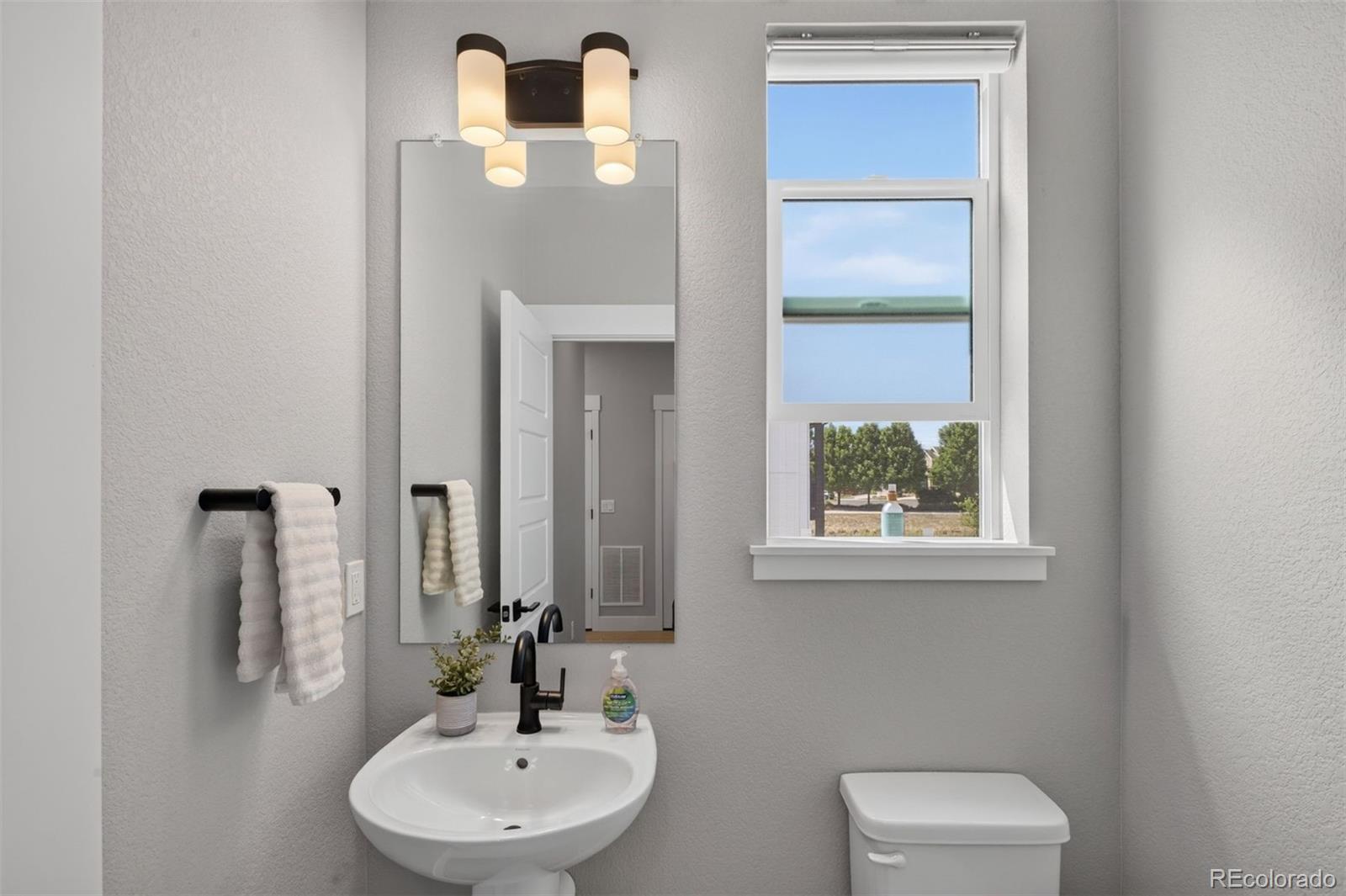 2758 W 167th Place