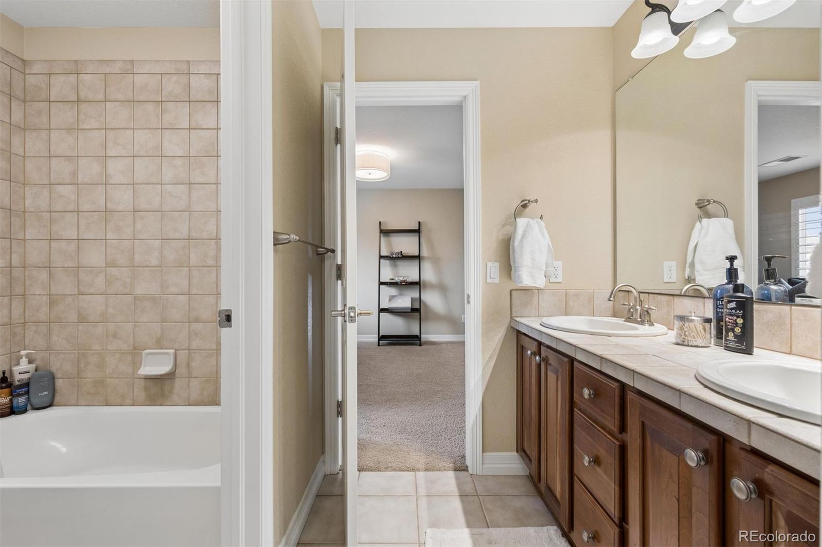 6628 S Harlan Street