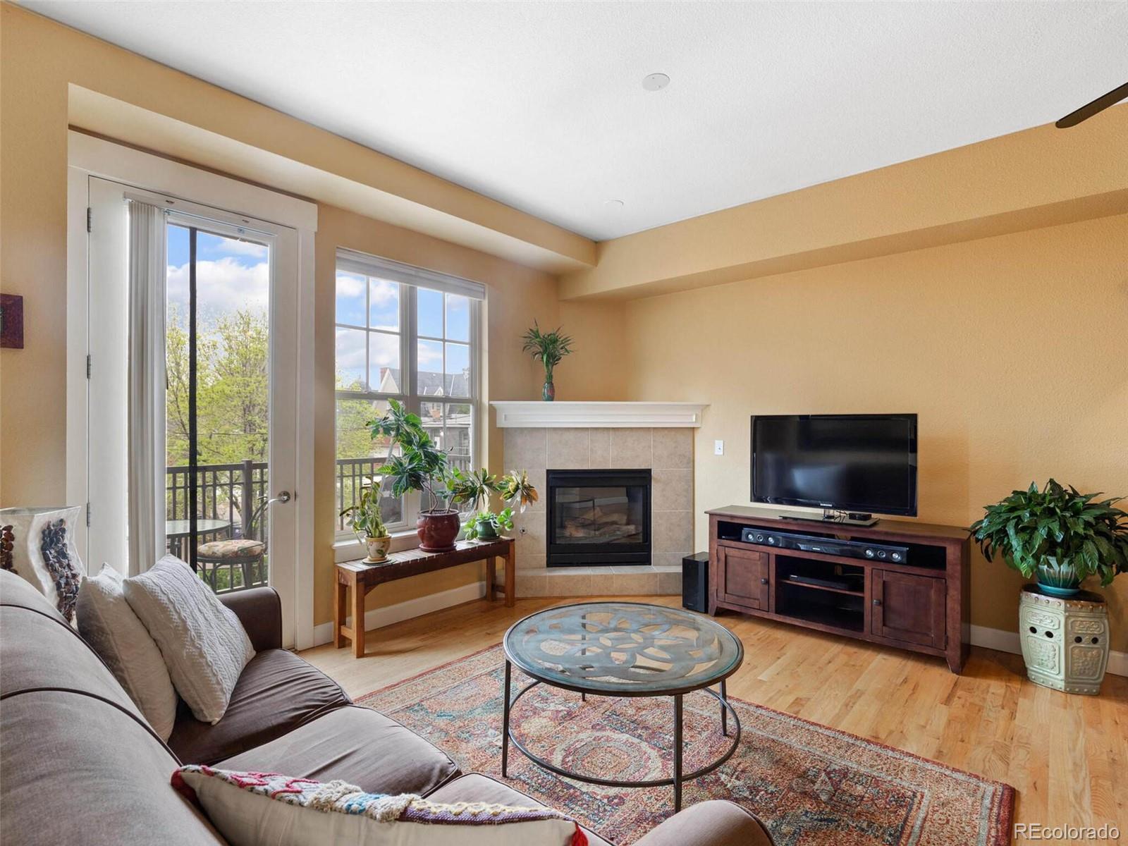 1699 N Downing Street Unit: 208