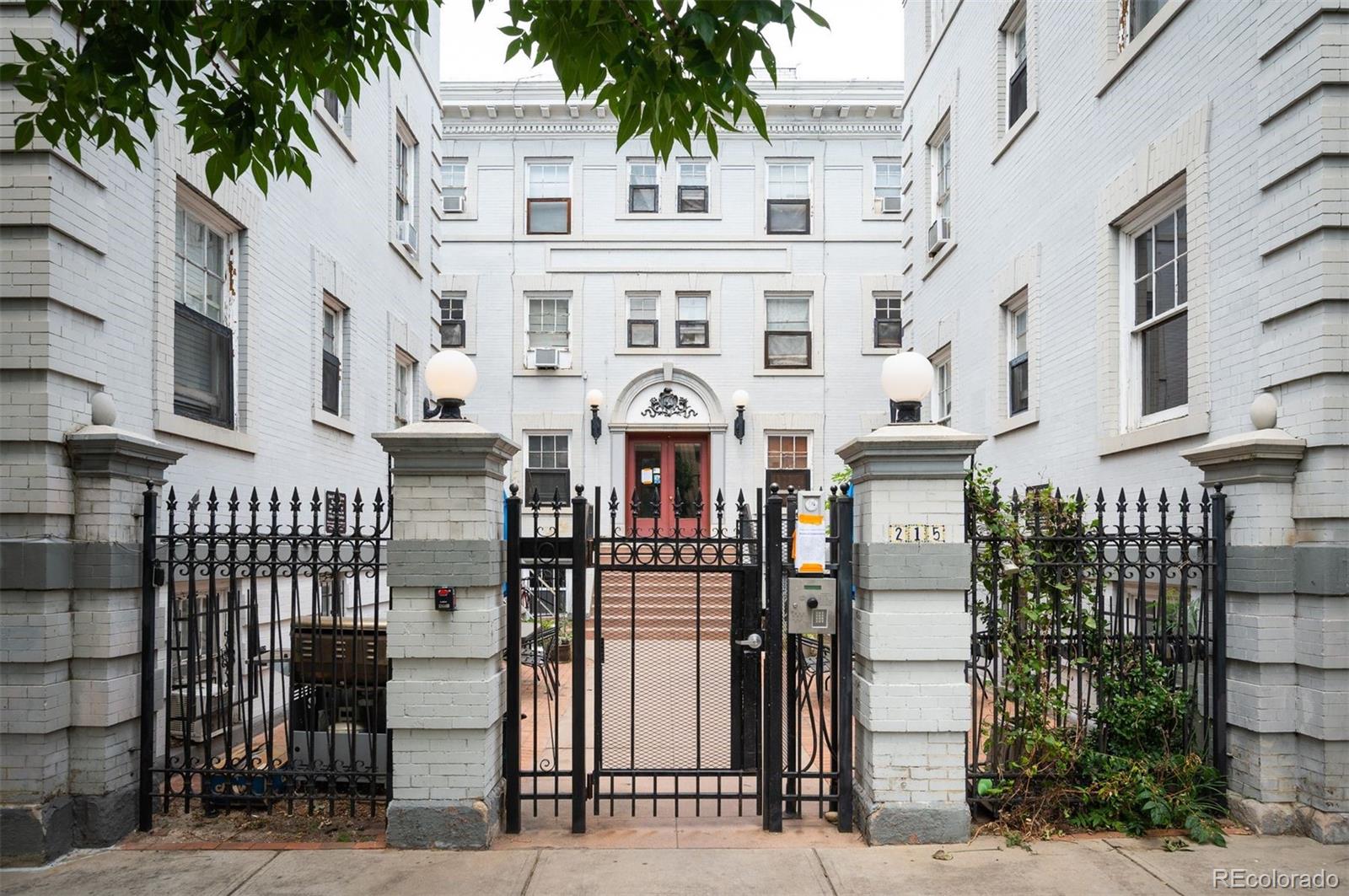 215 E 11th Avenue Unit: A11