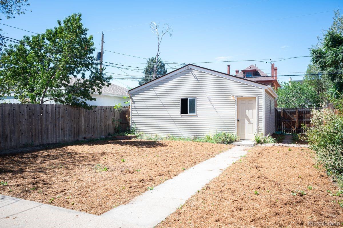 2441 N Race Street