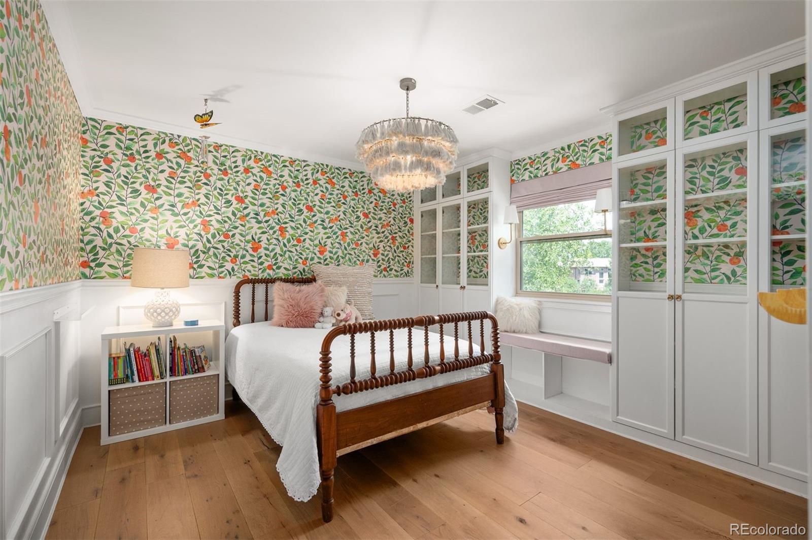 4951 W Ottawa Avenue