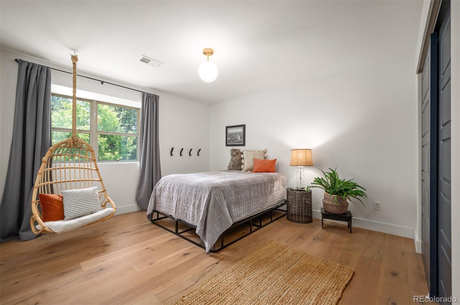 4951 W Ottawa Avenue