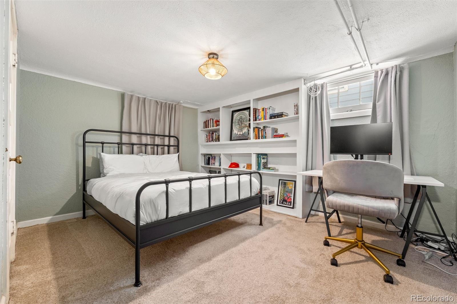 1738 S Franklin Street