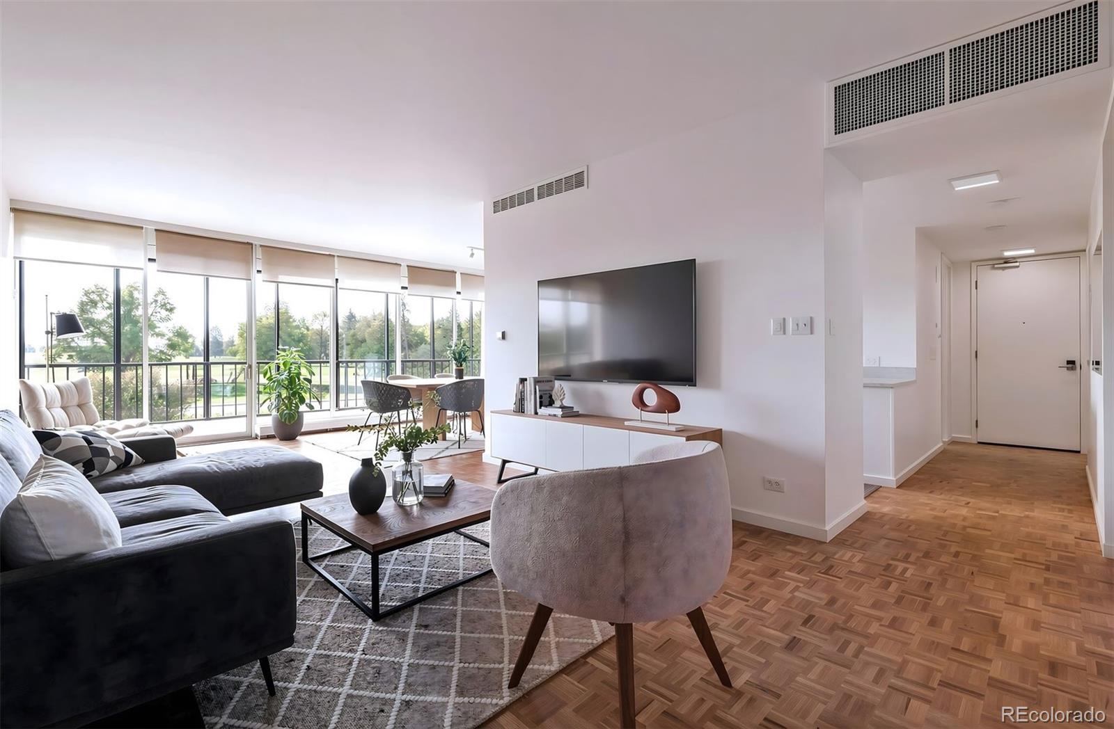 1201 N Williams Street Unit: 2A