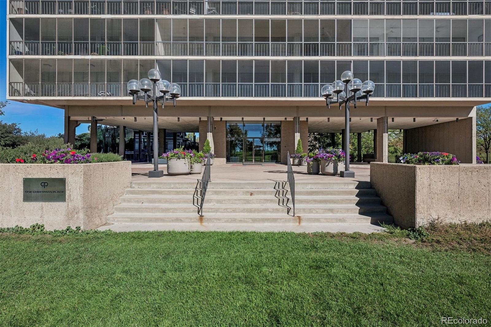 1201 N Williams Street Unit: 2A