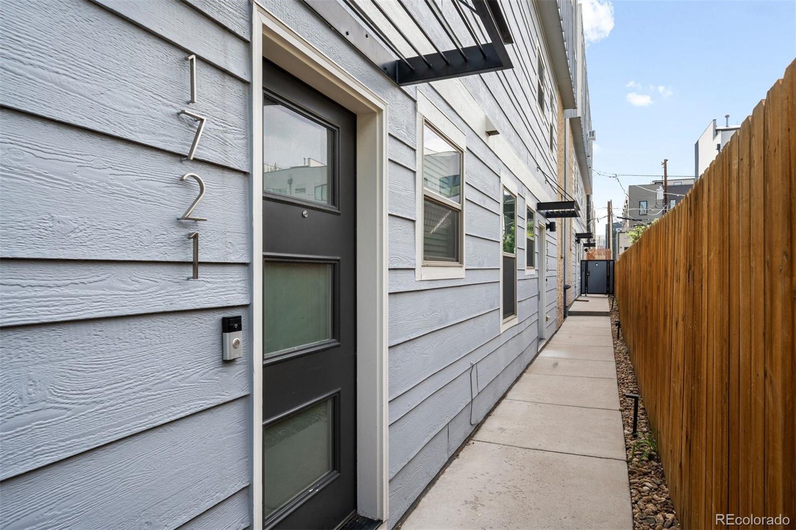 1721 N Hooker Street