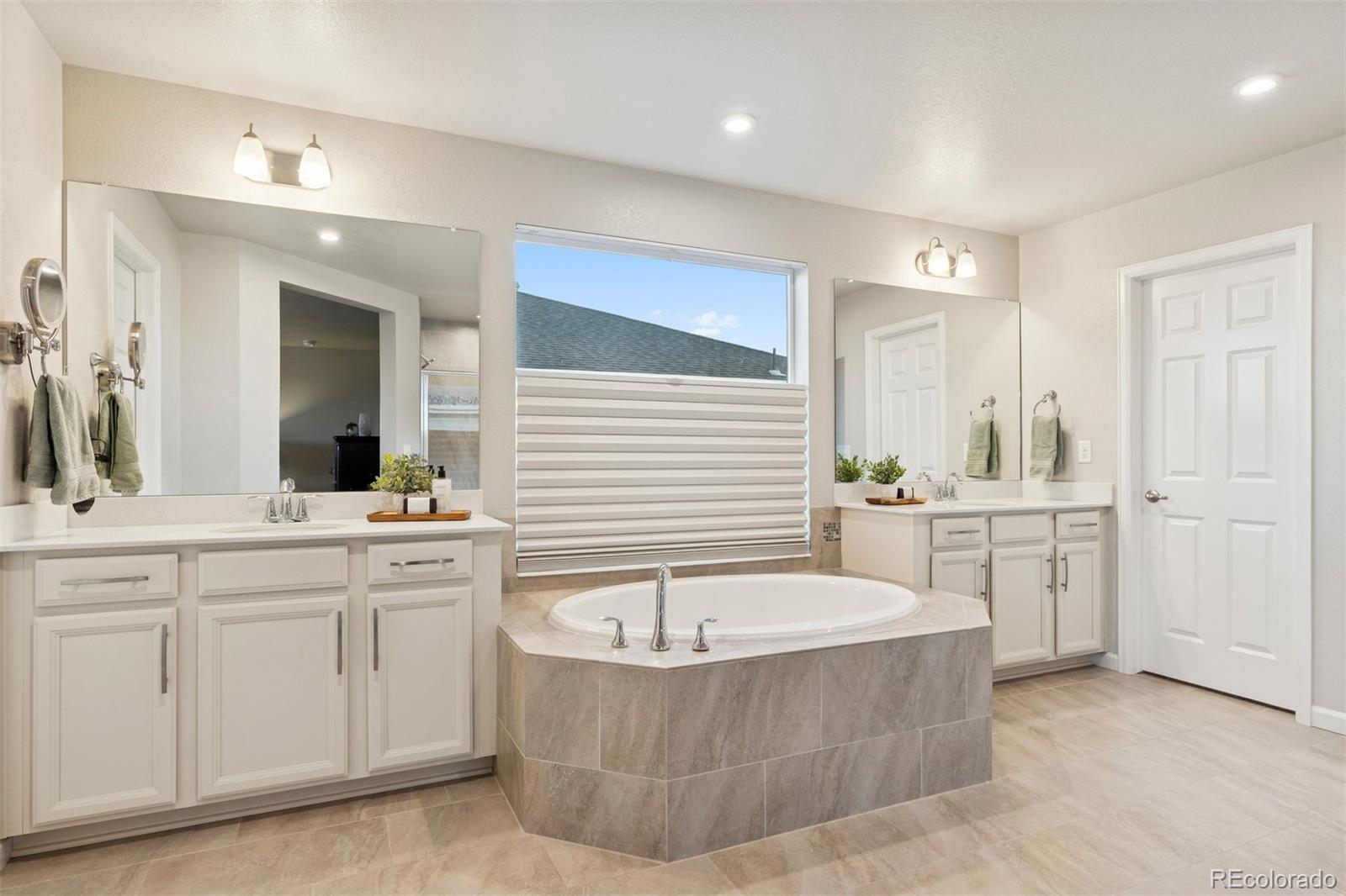 23897 E Rocky Top Avenue