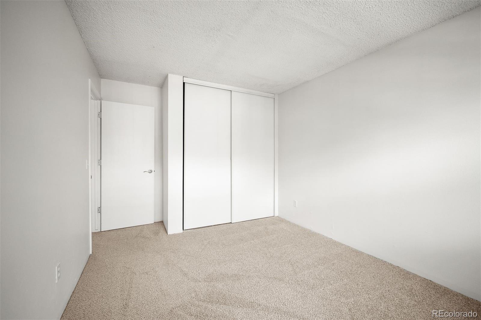 2225 S Jasmine Street Unit: 316