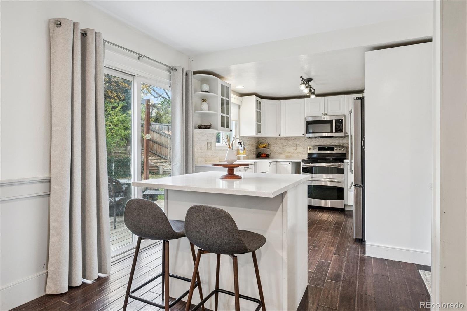 6970 S Eudora Street